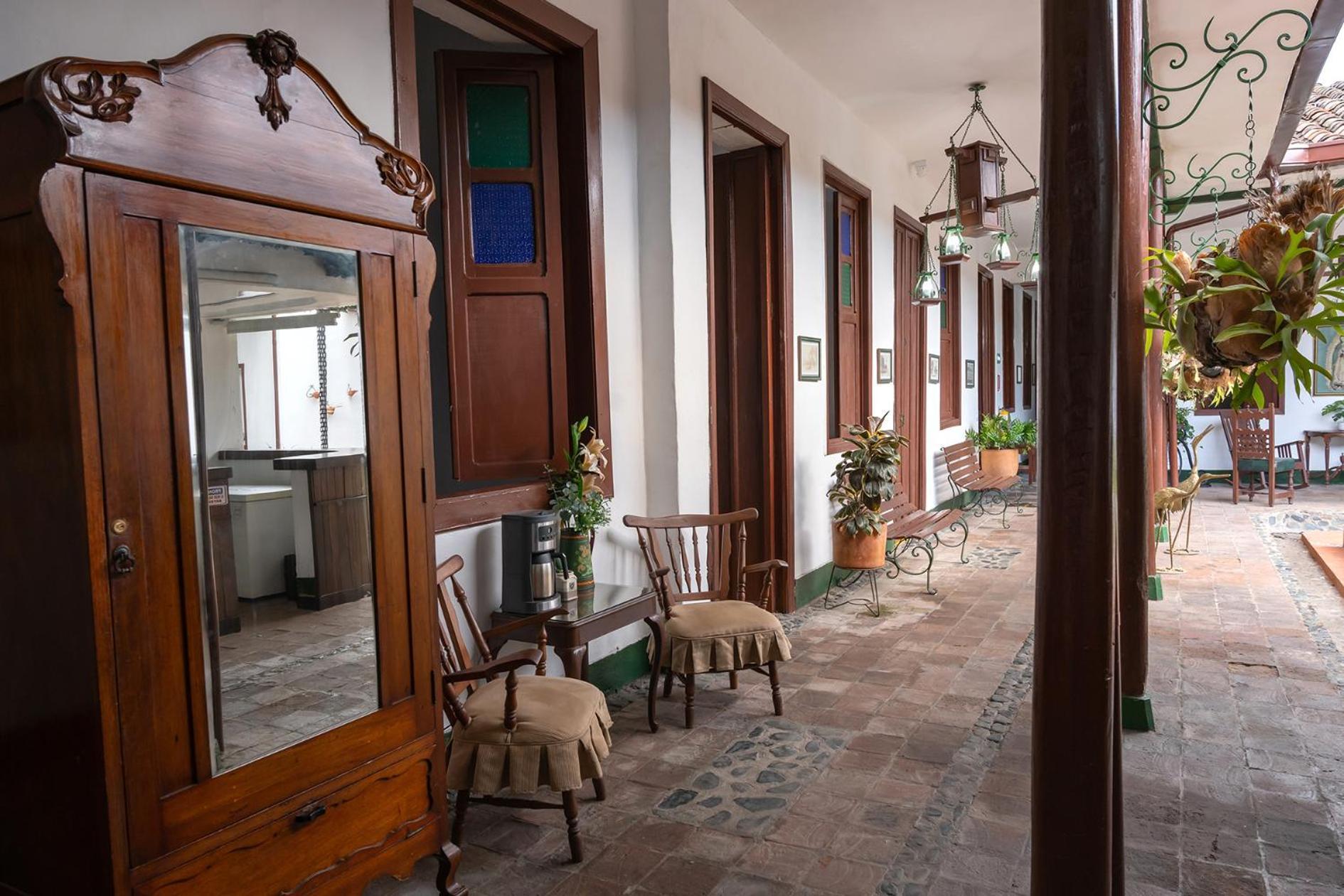 Hotel Casa Antigua بوغا المظهر الخارجي الصورة