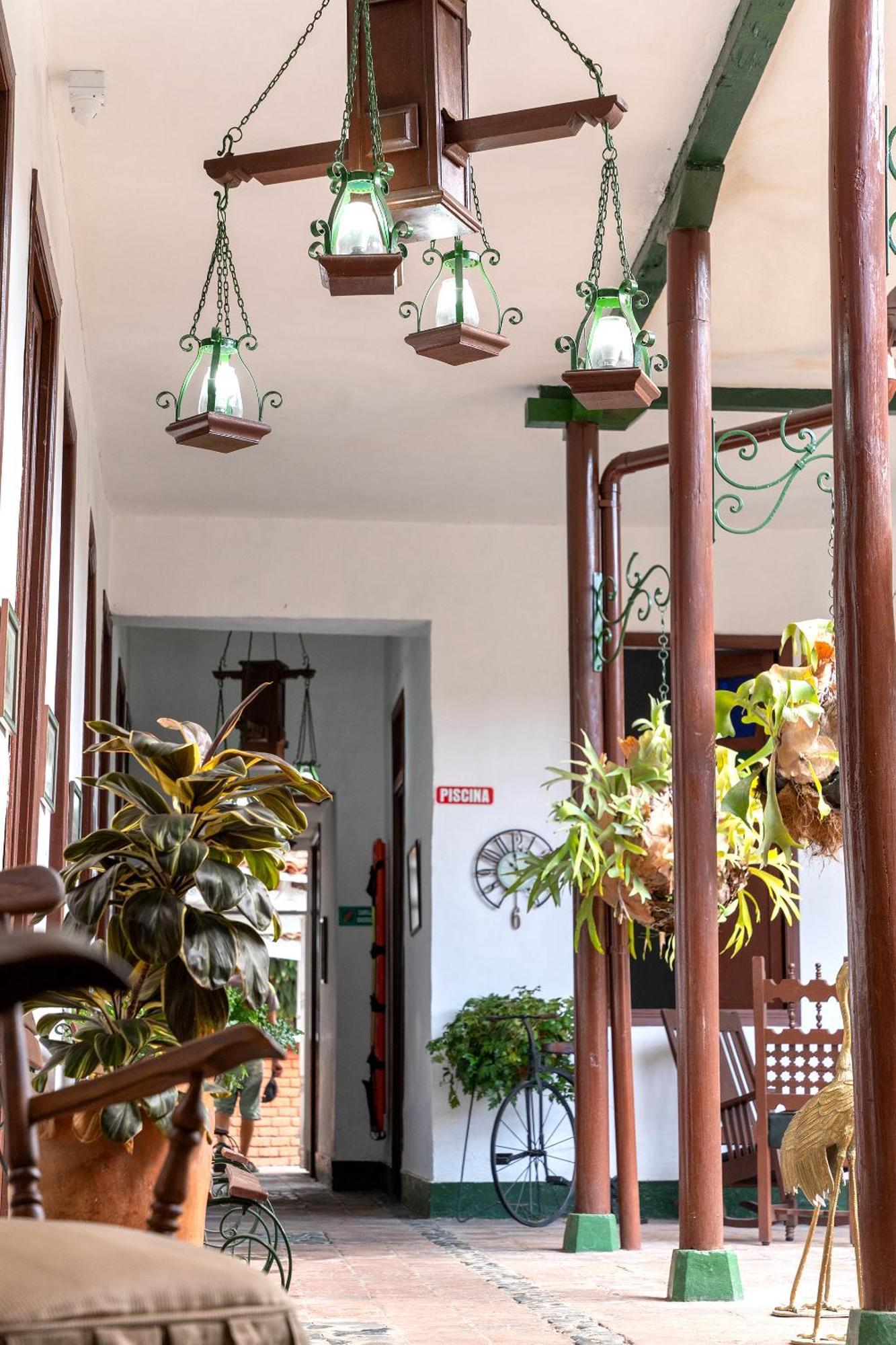 Hotel Casa Antigua بوغا المظهر الخارجي الصورة